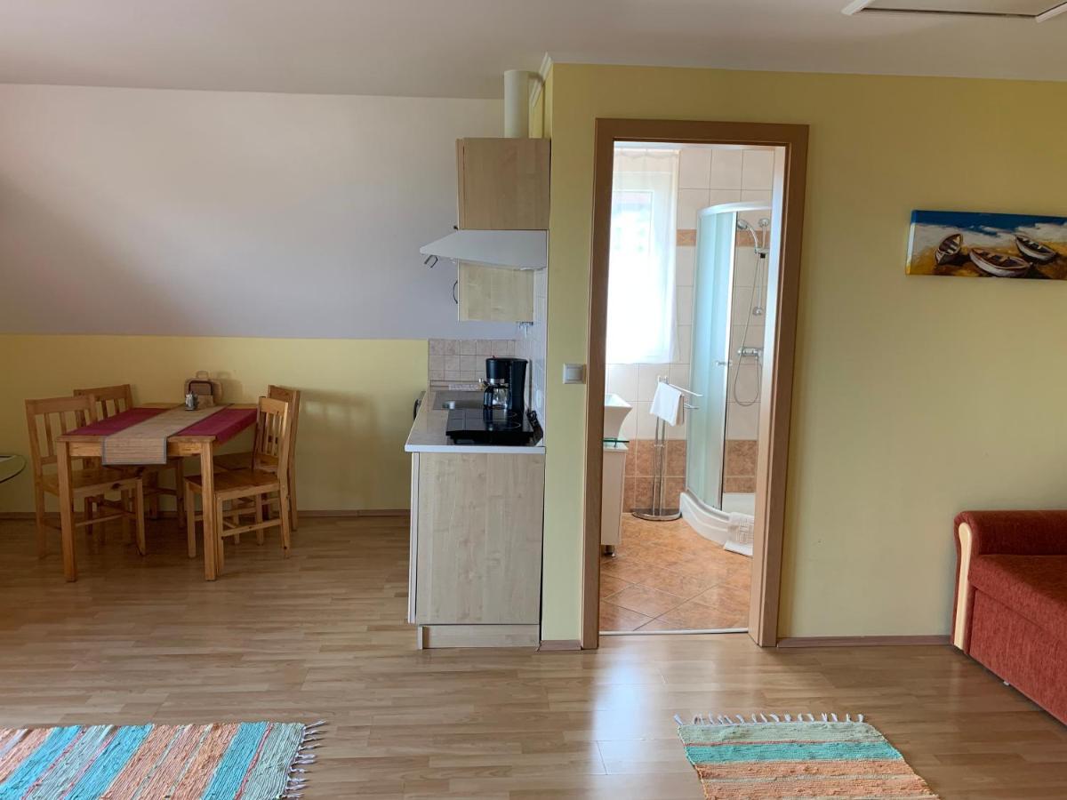 Holidaysport Haus Balatongyörök Esterno foto